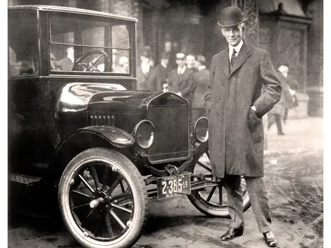 Automobile in the Roaring Twenties