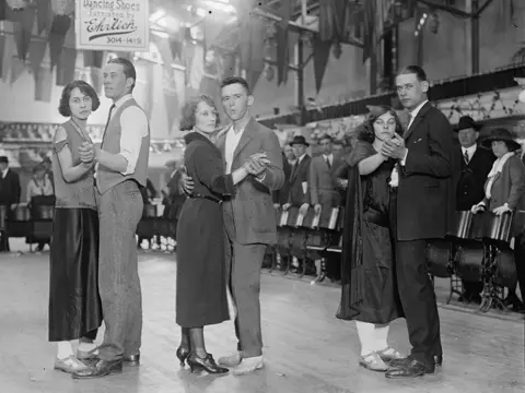 Dancing Marathon