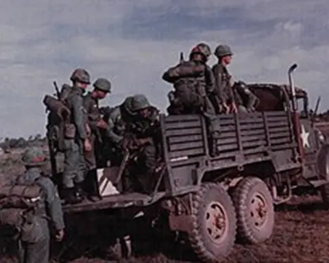 Vietnam soldiers